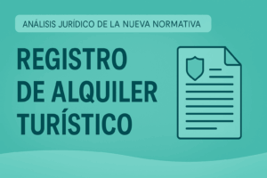 Imagen con el texto Registro de alquiler turístico obligatorio y una llave sobre un contrato de arrendamiento turístico en España